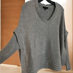 Fate Gray V-Neck Sweater Relaxed Fit